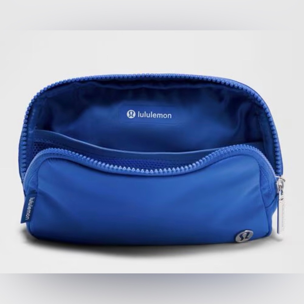 NWT Lululemon 1L Belt Bag Cerulean Blue Bag - Picture 4 of 8